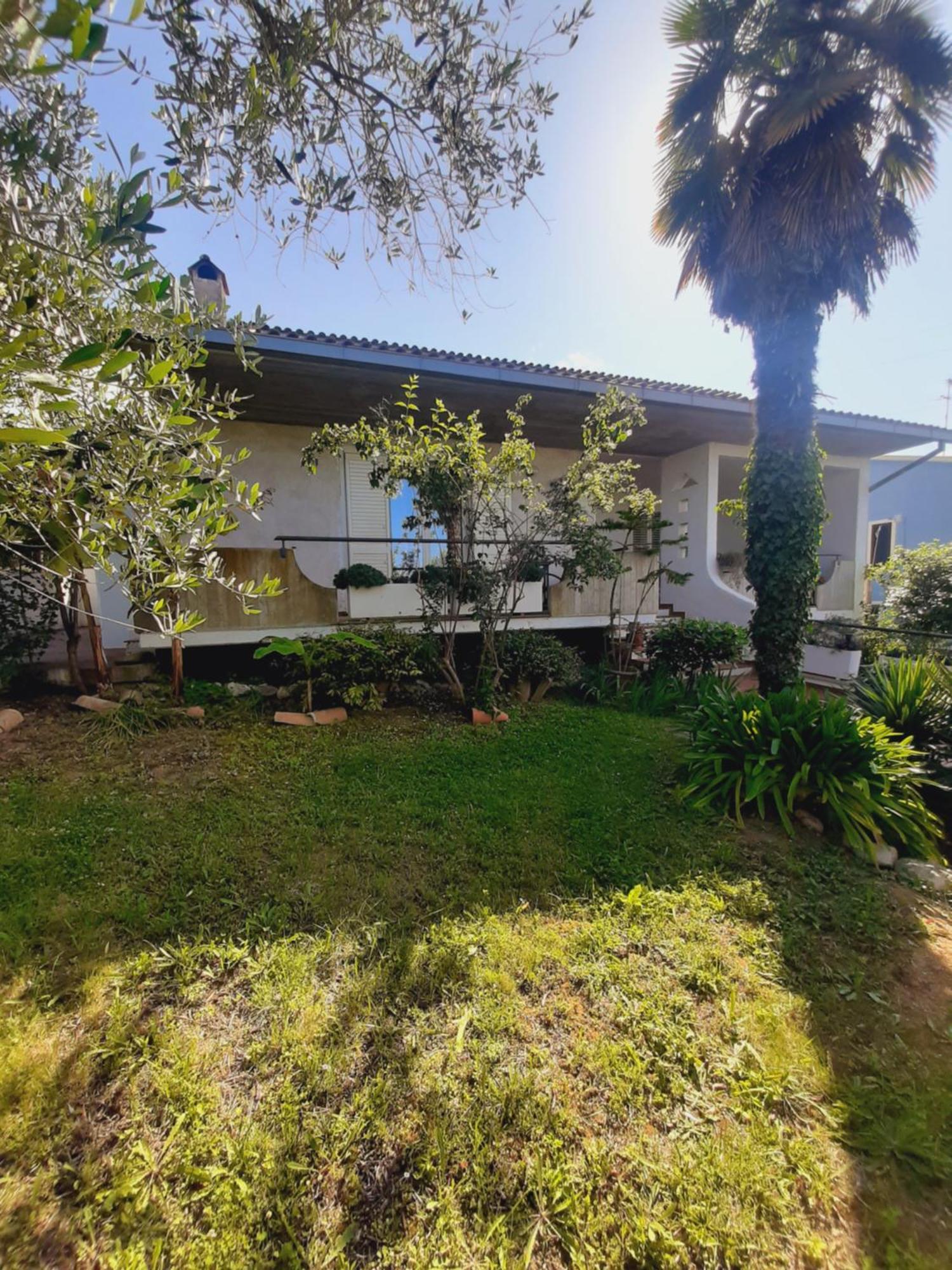 Villa In Collina Vista Mare Roseto Degli Abruzzi Eksteriør bilde